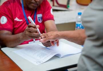 A resident votes in Cabo Verde.