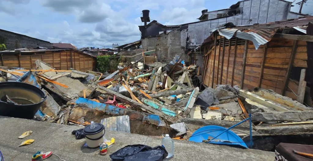 Destruction following an earthquake in Colombia.
