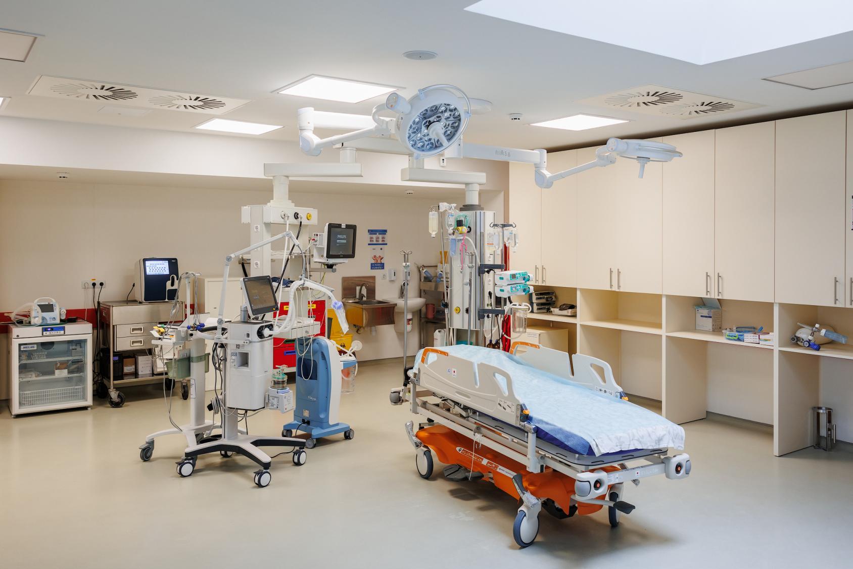 An upgraded emergency operating unit at the Institute of Emergency Medicine in Chișinău.