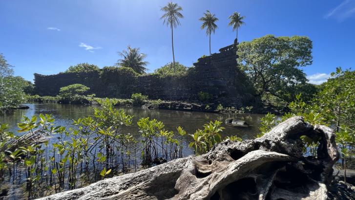 A picture of a beautiful outdoor landscape in the North Pacific